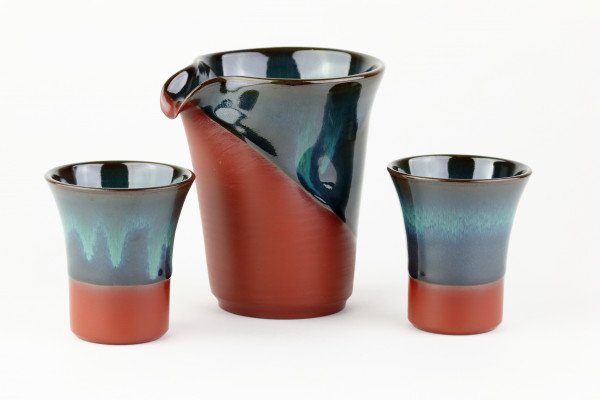 Sake-Set Mumyoui Yaki-Keramik glasiert